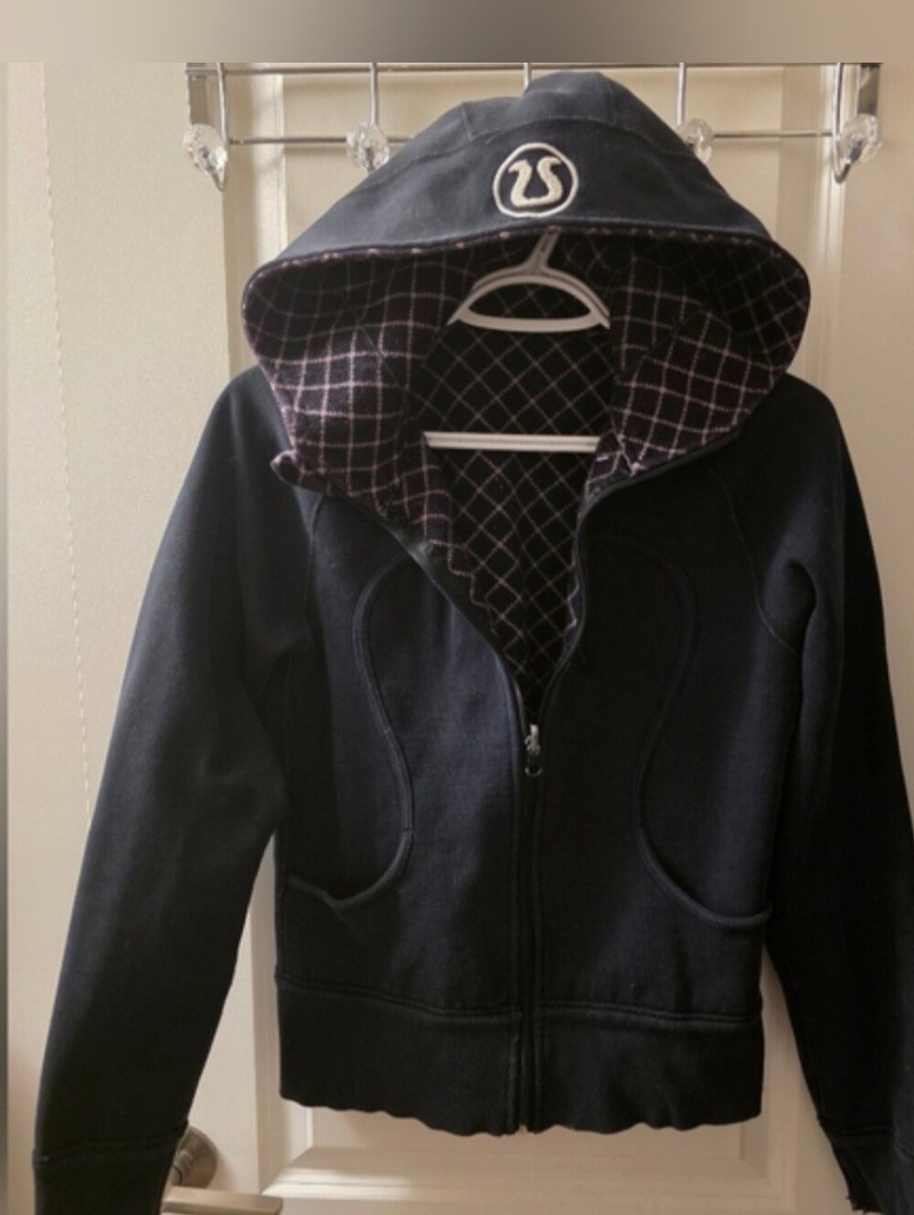 Lululemon Scuba Hoodie - Picture 1 of 2
